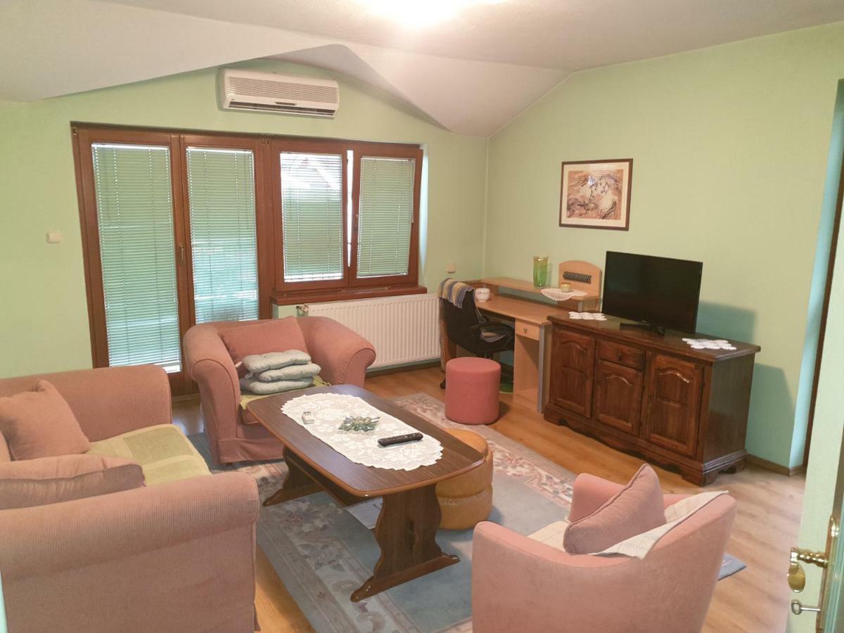 Green And Blue Apartments بانيا لوكا المظهر الخارجي الصورة